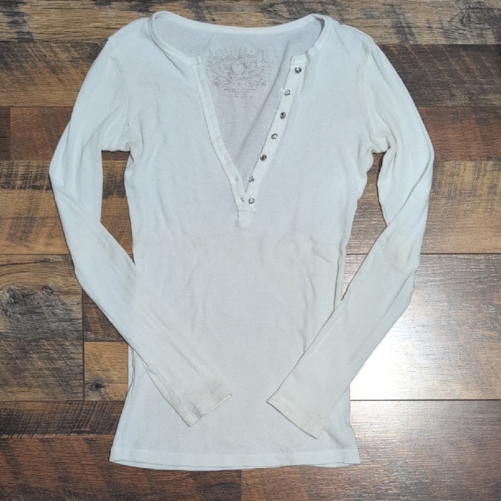 Aeropostale Y2k White Long Sleeve Tee with Diamond Buttons